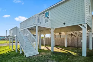 6224 Avenue R, Galveston, TX 77551 - Photo 2