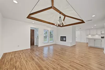 18307 Kings Row, Webster, TX 77058 - Photo 28
