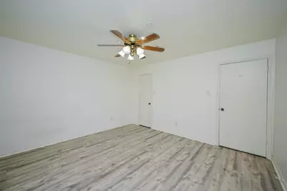 7735 Quail Meadow Drive, Houston, TX 77071 - Photo 30