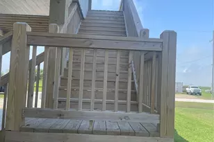 1166 N Monkhouse Dr, Crystal Beach, TX 77650 - Photo 36