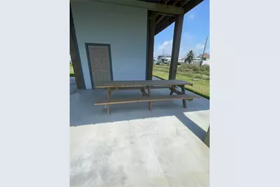 1166 N Monkhouse Drive, Crystal Beach, TX 77650 - Photo 34