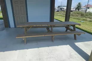 1166 N Monkhouse Dr, Crystal Beach, TX 77650 - Photo 34