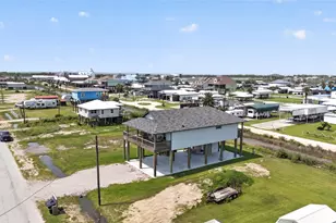 1166 N Monkhouse Dr, Crystal Beach, TX 77650 - Photo 44