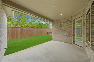 10026 Larkin Cv, Willis, TX 77318 - Photo 32