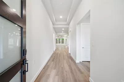 10026 Larkin Cove, Willis, TX 77318 - Photo 4