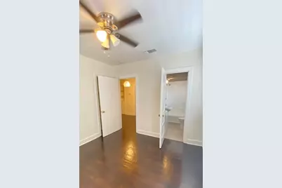 4305 Bell Street #4, Houston, TX 77023 - Photo 8