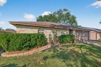 16734 Pebbleglen Drive, Houston, TX 77095 - Photo 2