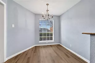 6370 Creekbend Dr, Houston, TX 77096 - Photo 10