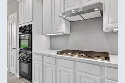 905 Carriage Hills Boulevard, Conroe, TX 77384 - Photo 22