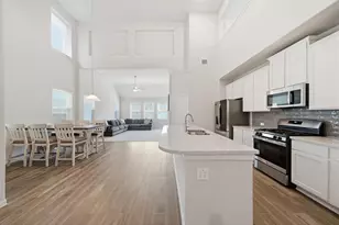 4310 Pale Fox Ln, Katy, TX 77493 - Photo 2