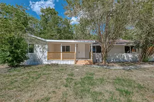10694 Pine St, Willis, TX 77318 - Photo 4