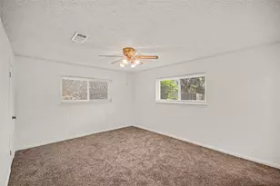 1909 Adams St, Alvin, TX 77511 - Photo 26