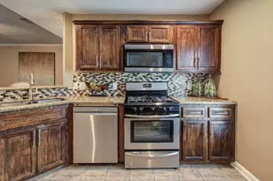 2516 Vaughn St, Houston, TX 77093 - Photo 6