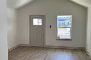 2622 Rosalee St, La Marque, TX 77568 - Photo 2