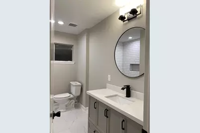 10610 Chevy Chase Drive, Houston, TX 77042 - Photo 16