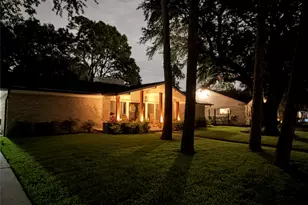 10610 Chevy Chase Dr, Houston, TX 77042 - Photo 24