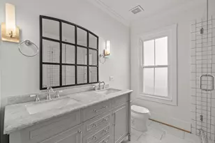 724 E 21st St, Houston, TX 77008 - Photo 36