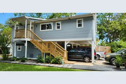 1002 Staples Avenue, Seabrook, TX 77586 - Photo 1