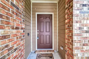 2202 Timberland Country Ct, Conroe, TX 77304 - Photo 4