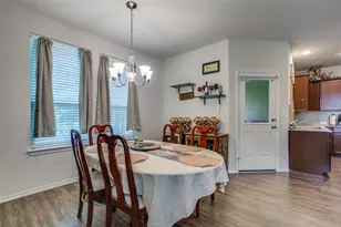2202 Timberland Country Ct, Conroe, TX 77304 - Photo 16