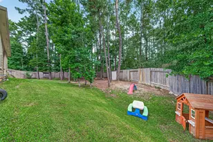 2202 Timberland Country Ct, Conroe, TX 77304 - Photo 26