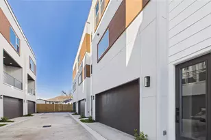 2421 Harrington St, Houston, TX 77026 - Photo 1
