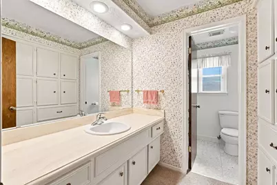 8126 Middlebury Lane, Houston, TX 77070 - Photo 22