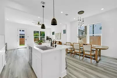 6725 Burkett Street, Houston, TX 77021 - Photo 8