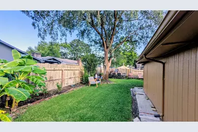 7307 La Granada Drive, Houston, TX 77083 - Photo 24