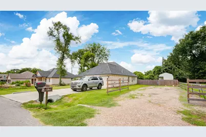 46 Nelson Court, Jones Creek, TX 77541 - Photo 34