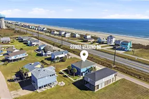 22902 Verano Dr, Galveston, TX 77554 - Photo 32