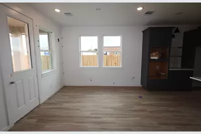 3321 Wickfield Pass Lane, League City, TX 77573 - Photo 6