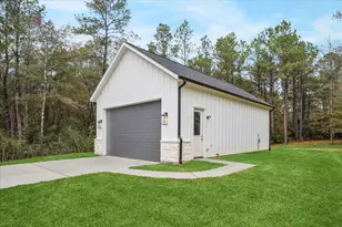 688 Lonestar Rd, Huntsville, TX 77340 - Photo 34