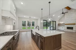 688 Lonestar Rd, Huntsville, TX 77340 - Photo 12