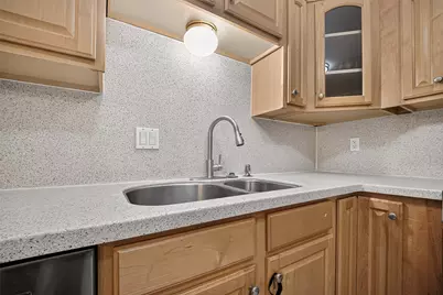 10383 Briar Forest Drive, Houston, TX 77042 - Photo 18