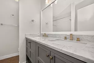 10383 Briar Forest Dr, Houston, TX 77042 - Photo 32