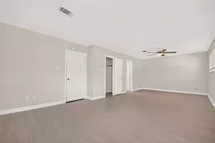 10383 Briar Forest Dr, Houston, TX 77042 - Photo 36