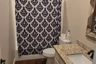 125 Smith St, Clute, TX 77531 - Photo 6