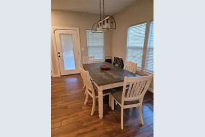 125 Smith Street, Clute, TX 77531 - Photo 4