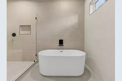 5619 Chapman Street, Houston, TX 77009 - Photo 18