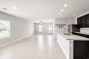 2805 Coral Dr, Texas City, TX 77591 - Photo 12