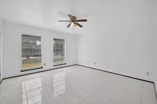 14315 Lourdes Dr, Houston, TX 77049 - Photo 6