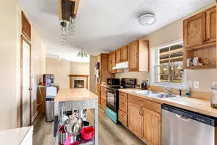2129 County Rd 676, Dayton, TX 77535 - Photo 14