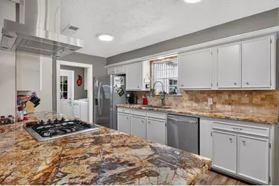 727 Cindy Lane, Cove, TX 77523 - Photo 6
