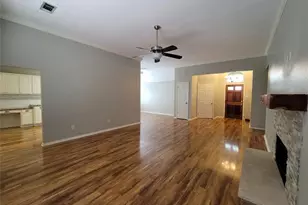 8011 Aspen Ct, Baytown, TX 77523 - Photo 2