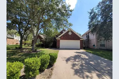 8011 Aspen Court, Baytown, TX 77523 - Photo 16