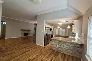 8011 Aspen Ct, Baytown, TX 77523 - Photo 6