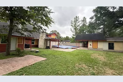 5934 Deerwood Drive, Conroe, TX 77306 - Photo 14