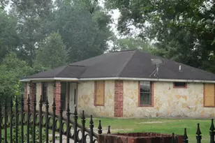 5934 Deerwood Dr, Conroe, TX 77306 - Photo 20