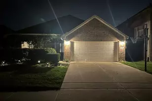 2822 Lockeridge Cove Dr, Spring, TX 77386 - Photo 2
